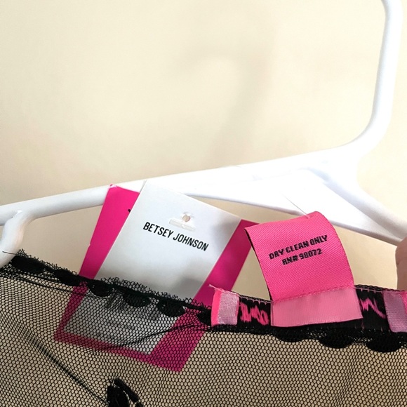 Betsey Johnson Black Sheer Floral Blouse Belaro shrug cropped sequin shawl - Picture 5 of 5